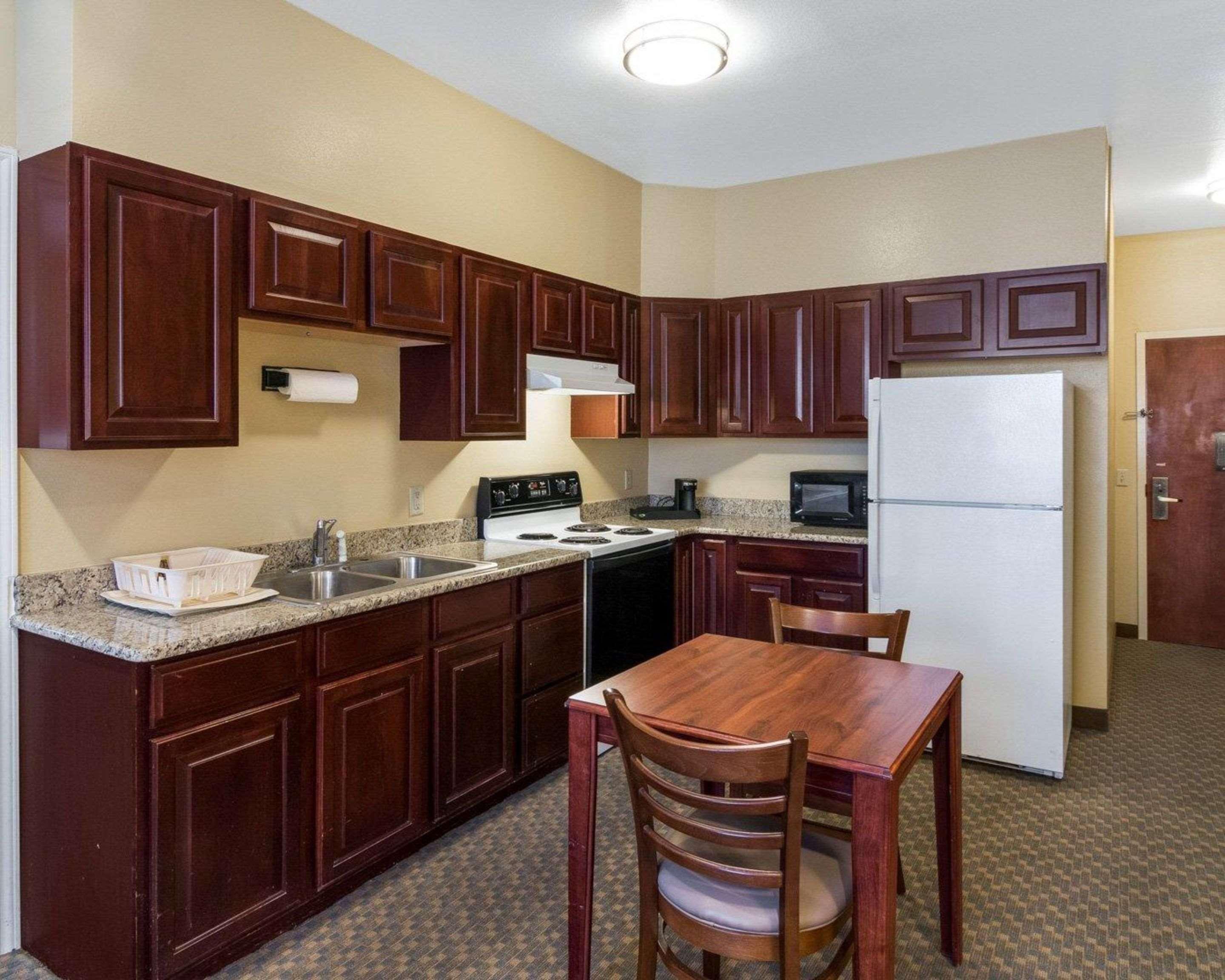Quality Suites Midland North Loop 250 Екстер'єр фото