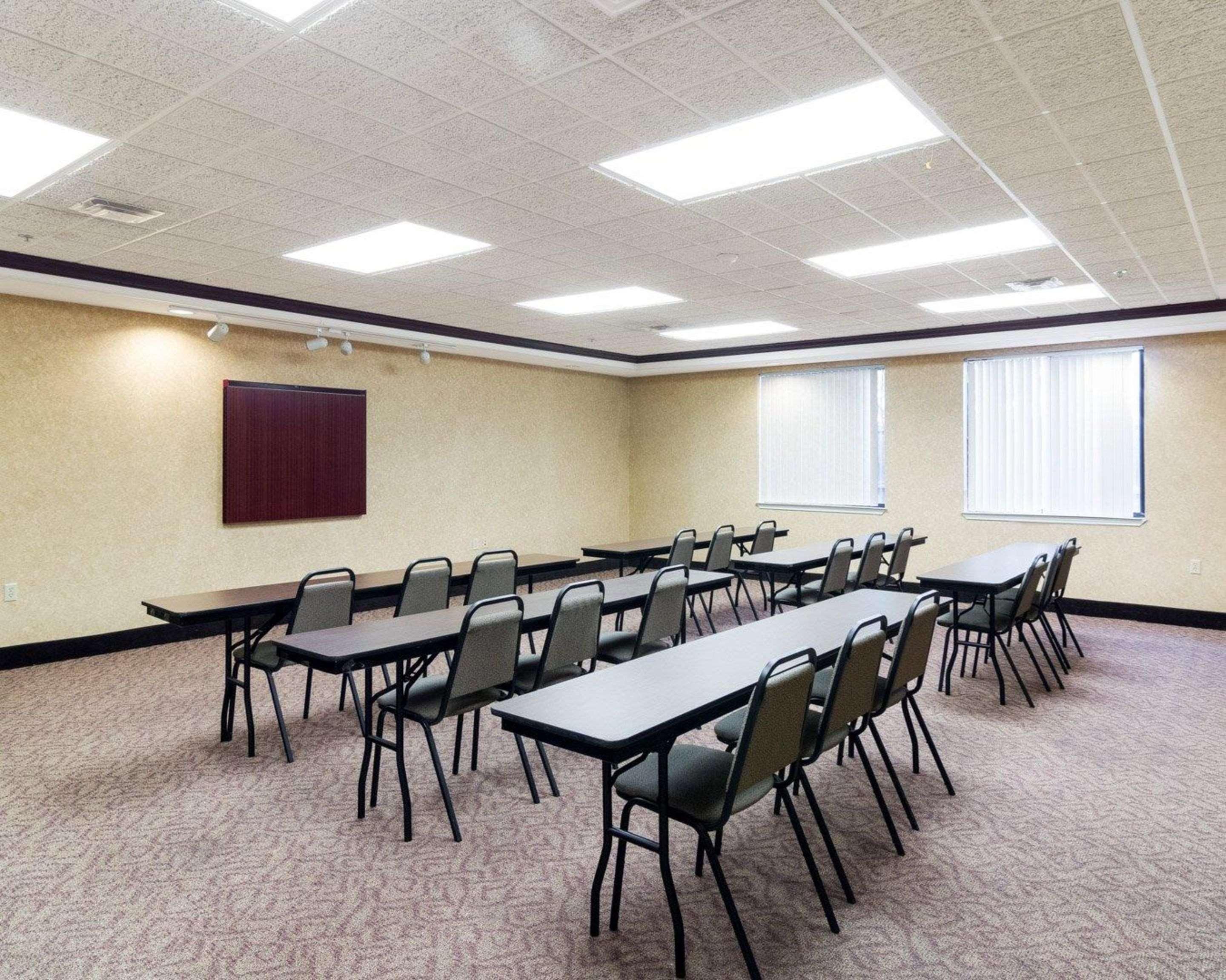 Quality Suites Midland North Loop 250 Екстер'єр фото