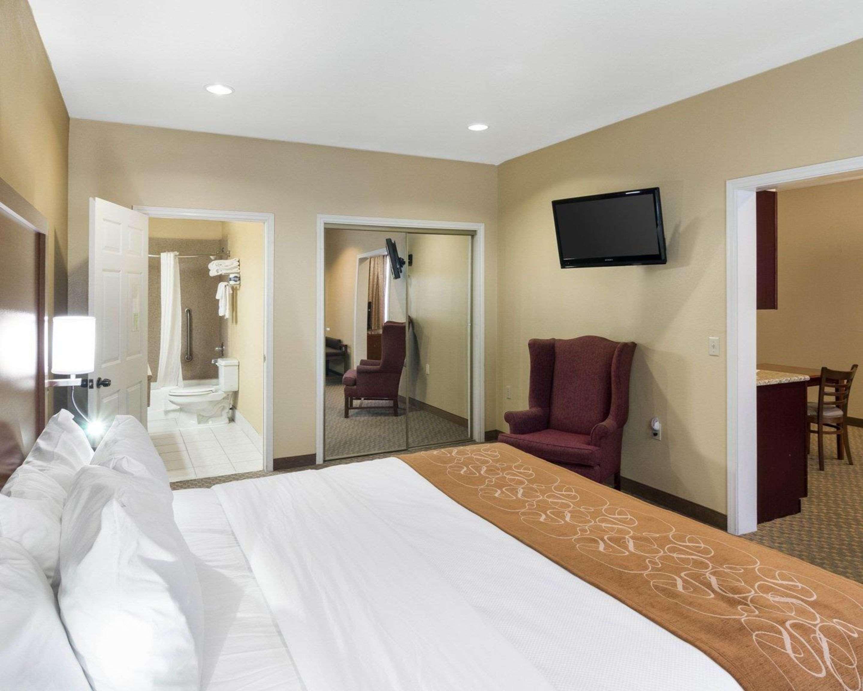 Quality Suites Midland North Loop 250 Екстер'єр фото